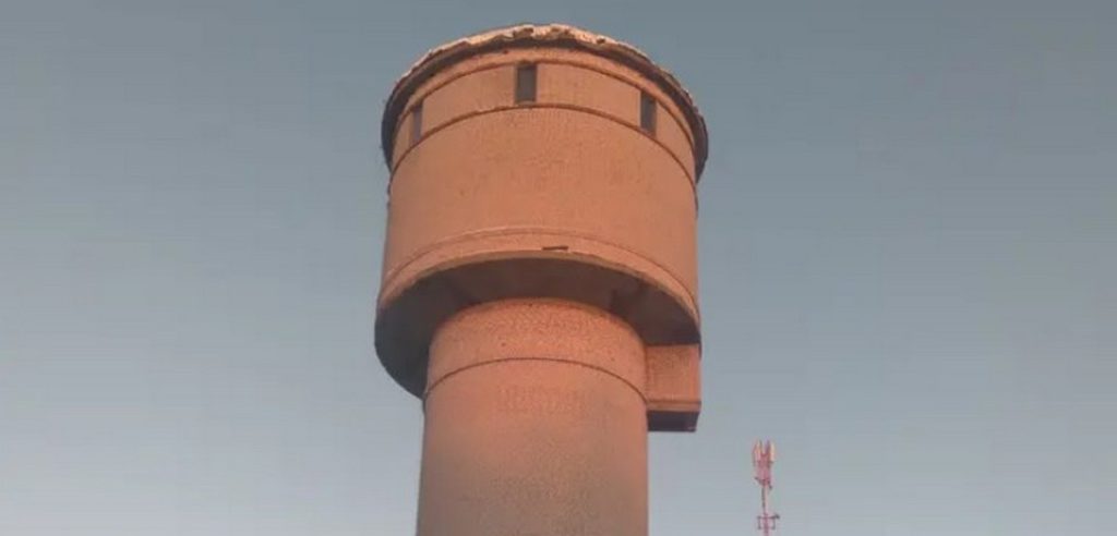 Водонапорная башня на бывшем "Пятачке"