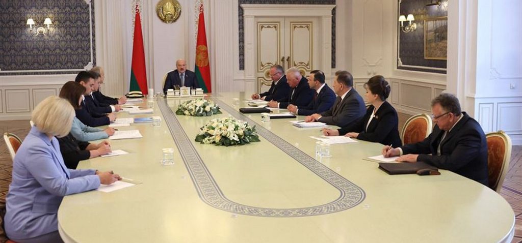 Лукашенко, совещание